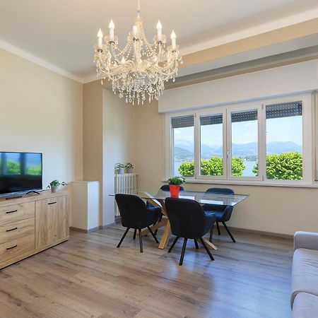 Appartamento Italia 1 - By Impero House Rent Stresa Bagian luar foto